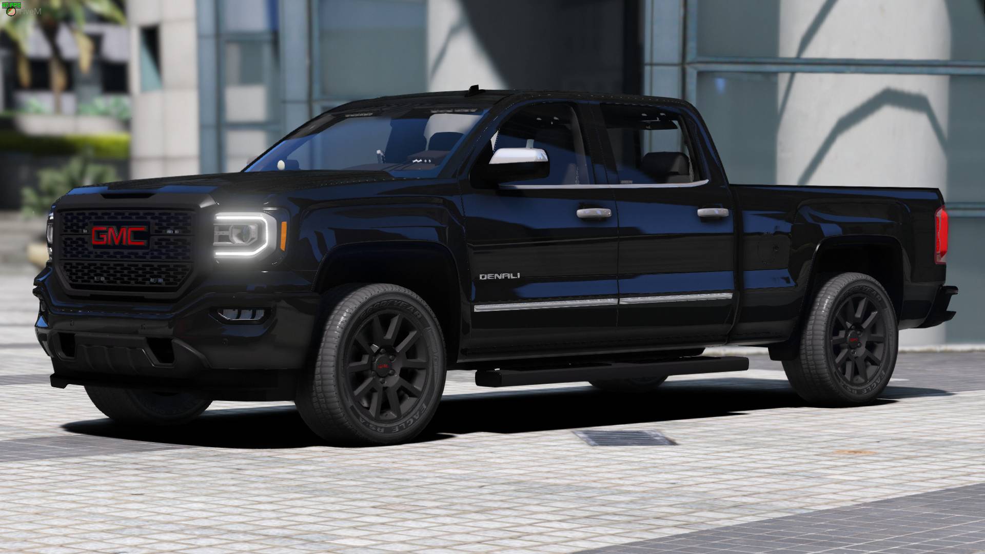 UM 2014 GMC Sierra product banner